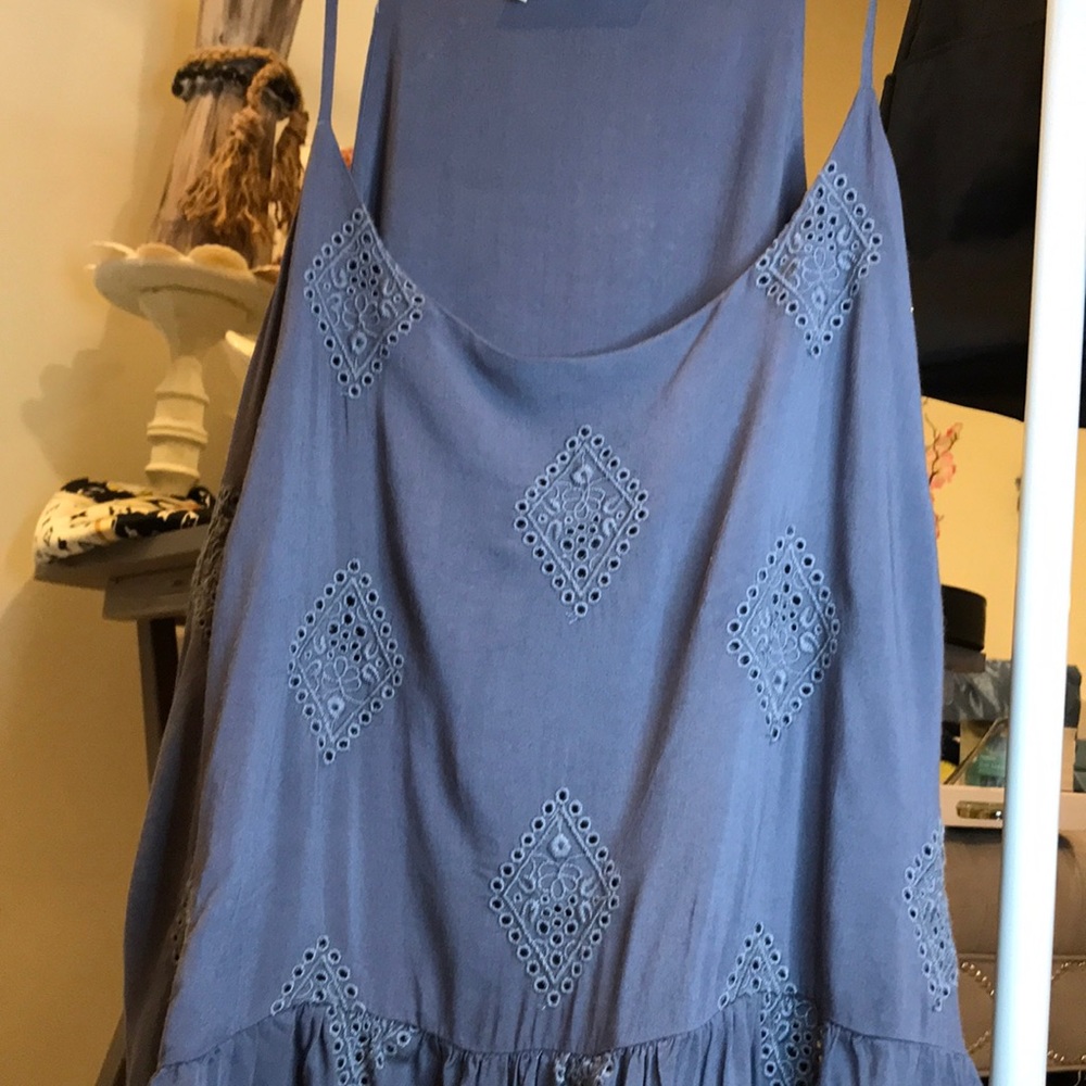 Gray tone, lined blouse/tank. L/XL